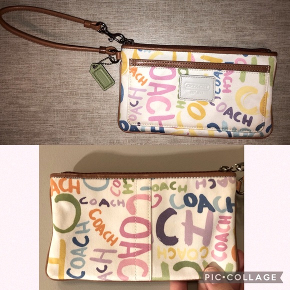Coach Wristlet - Picture 1 of 11